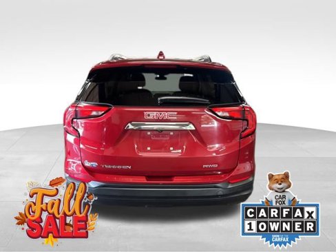 Used 2020 GMC Terrain SLE w/ Driver Convenience Package image 4