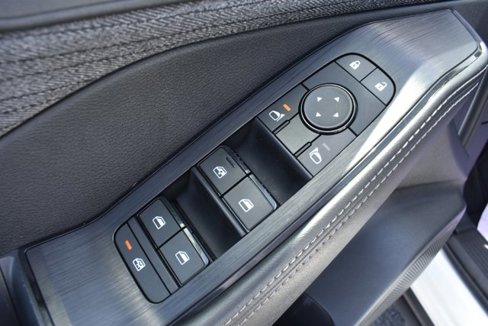 Used 2021 Nissan Rogue S image 12