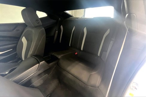 Used 2019 Chevrolet Camaro LT image 25