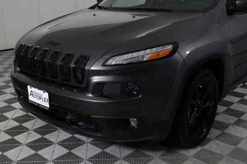 Used 2018 Jeep Cherokee Limited w/ Technology Group image 42