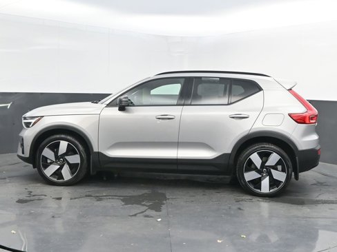 Certified 2023 Volvo XC40 Recharge Ultimate image 4