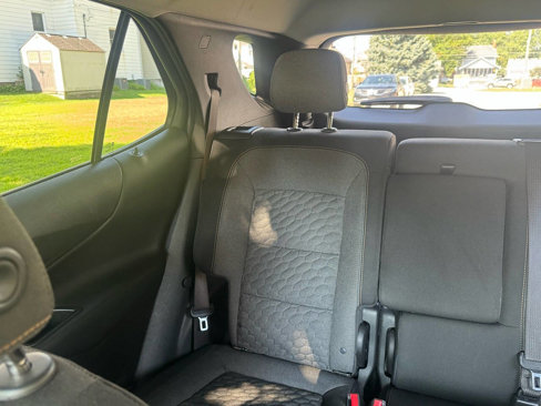 Used 2018 Chevrolet Equinox LT image 20