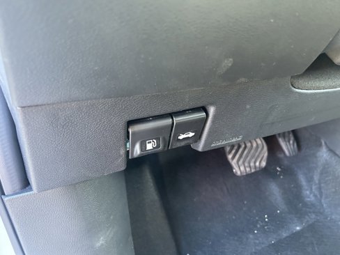 New 2025 Nissan Versa SV w/ Trunk Package image 11