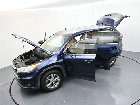 Used 2016 Toyota Highlander Plus image 45