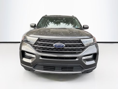 Certified 2020 Ford Explorer XLT w/ Equipment Group 202A image 2