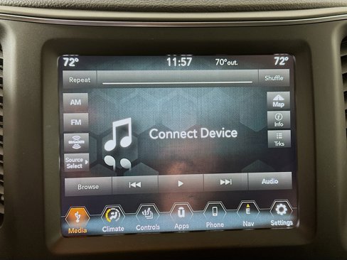 Used 2023 Jeep Cherokee Altitude Lux image 15