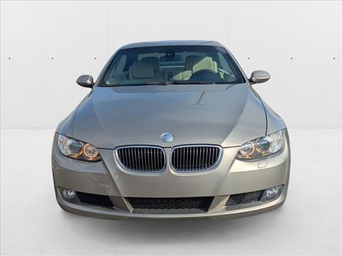 Used 2008 BMW 328i Convertible image 2