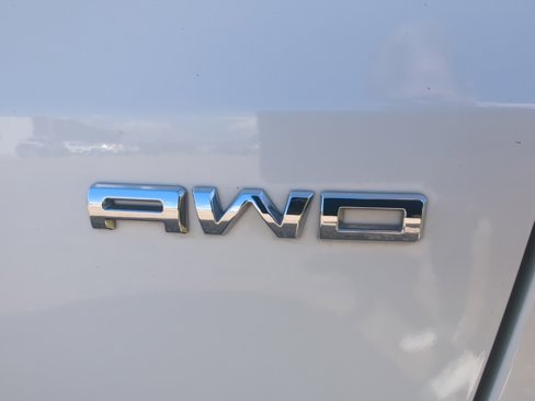 Used 2023 Ford Escape Platinum image 9
