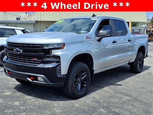 Used 2019 Chevrolet Silverado 1500 LT Trail Boss image 3