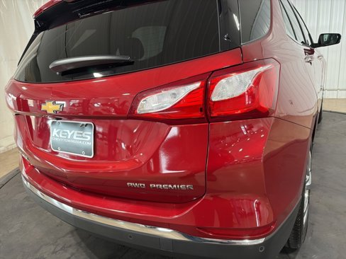 Used 2019 Chevrolet Equinox Premier image 16