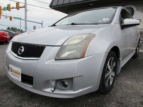 Used 2012 Nissan Sentra 2.0 SR w/ Special Edition Pkg image 4