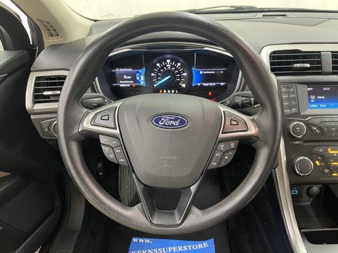 Used 2018 Ford Fusion S image 21