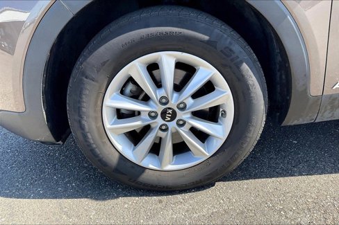 Used 2019 Kia Sorento LX w/ Option Group 020 image 31