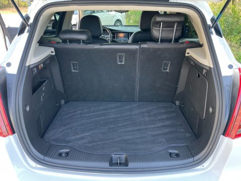 Used 2021 Buick Encore Preferred w/ Safety Package image 11