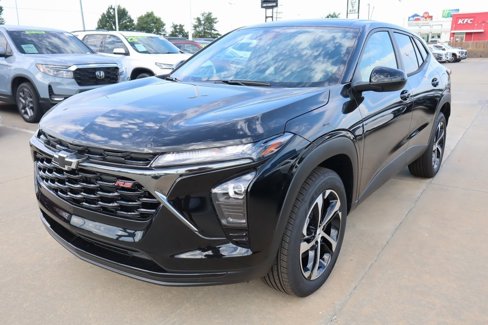 New 2025 Chevrolet Trax RS w/ Sunroof Package image 9