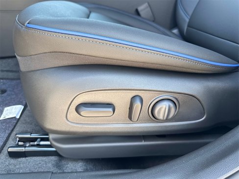 New 2025 Buick Envista Sport Touring w/ Convenience I Package image 12