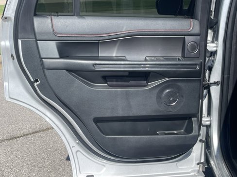 Used 2019 Ford Expedition Limited w/ Equipment Group 303A image 16