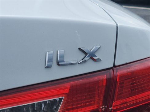 Used 2015 Acura ILX image 5
