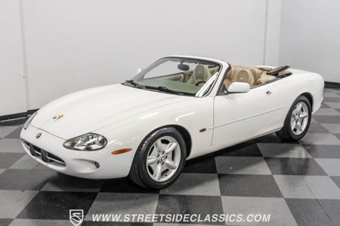 Used 1998 Jaguar XK8 Convertible image 36