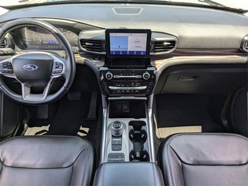 Used 2022 Ford Explorer Limited w/ Equipment Group 301A image 15