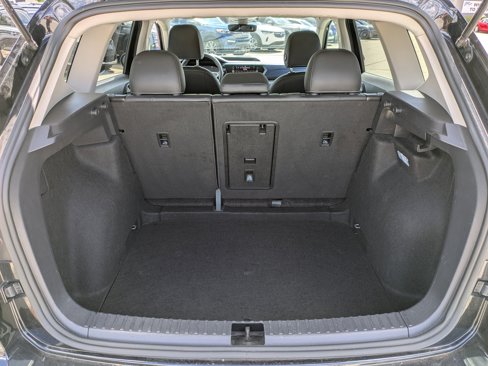 Used 2024 Volkswagen Taos SE image 13