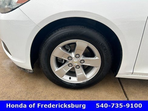 Used 2015 Chevrolet Malibu LS image 12