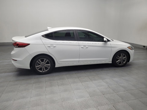 Used 2017 Hyundai Elantra SE image 10