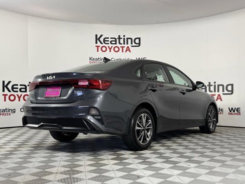Used 2023 Kia Forte LXS image 9
