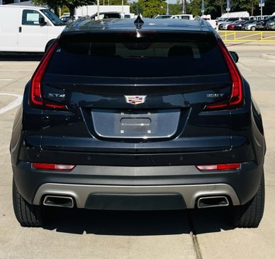 Used 2023 Cadillac XT4 Premium Luxury image 3