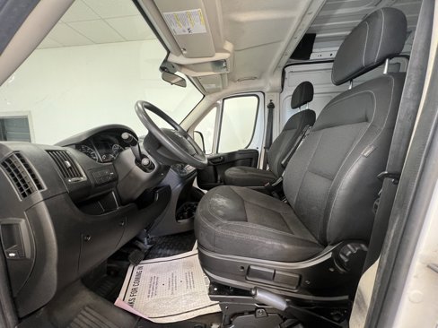 Used 2014 RAM ProMaster 2500 w/ Interior Convenience Group image 4