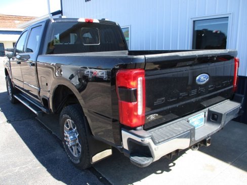 Used 2023 Ford F250 Lariat image 7