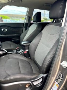 Used 2018 Kia Soul + image 7