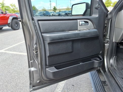 Used 2017 Ford Expedition EL Limited w/ Equipment Group 301A image 24