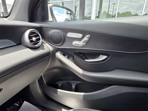Certified 2022 Mercedes-Benz GLC 300 4MATIC w/ Driver Assistance Package image 22