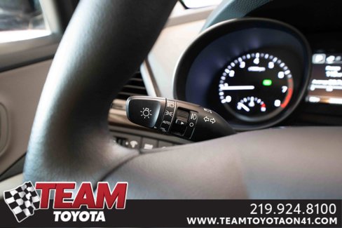 Used 2018 Hyundai Santa Fe Sport w/ 2.4L Value Package 02 image 13
