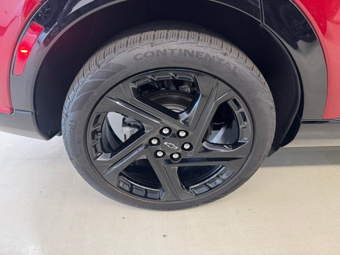Used 2025 Chevrolet Equinox EV RS image 26