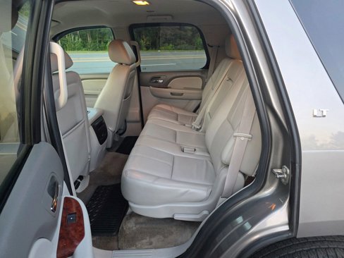 Used 2012 Chevrolet Tahoe LT image 8