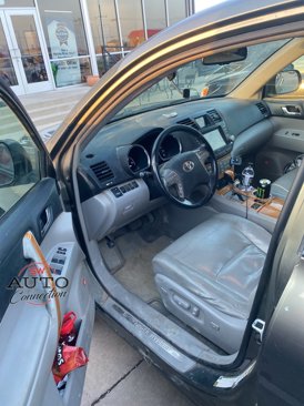 Used 2010 Toyota Highlander Limited image 6
