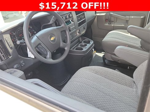 New 2025 Chevrolet Express 3500 w/ Power Convenience Package image 15