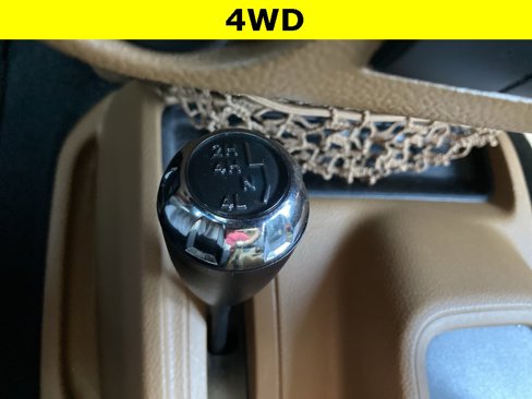 Used 2012 Jeep Wrangler Unlimited Sahara w/ Connectivity Group image 7
