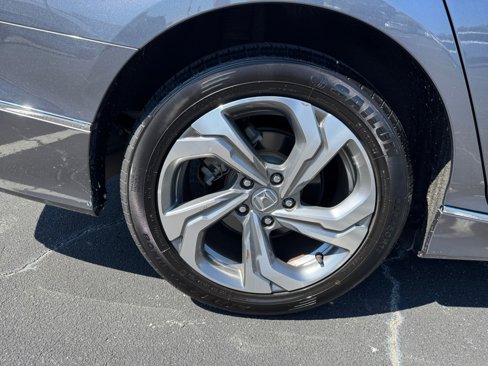 Used 2020 Honda Accord EX image 27