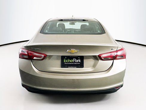 Used 2022 Chevrolet Malibu LT image 7