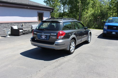 Used 2009 Subaru Outback 2.5i Special Edition image 5