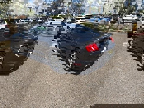 Used 2015 Ford Mustang Coupe image 16