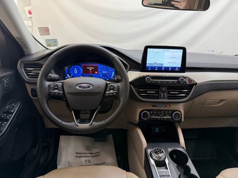 Used 2022 Ford Escape SEL w/ Technology Package image 9