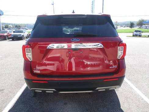Used 2021 Ford Explorer XLT w/ Equipment Group 202A image 22