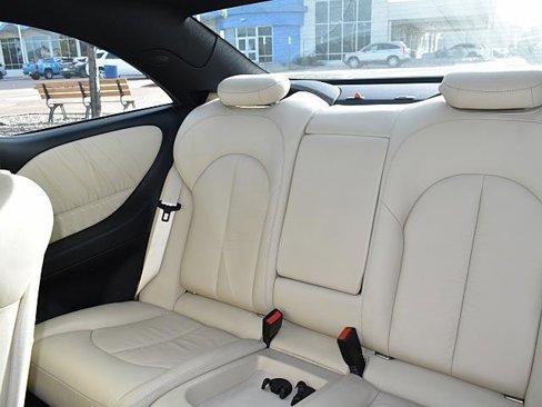 Used 2008 Mercedes-Benz CLK 350 Coupe image 13
