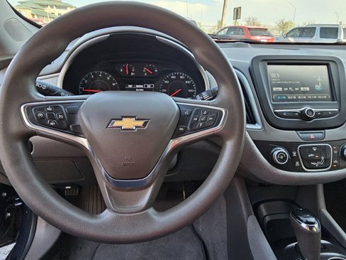 Used 2017 Chevrolet Malibu LS image 13