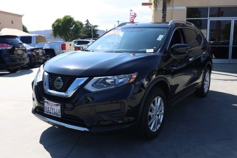 Used 2018 Nissan Rogue SV image 8