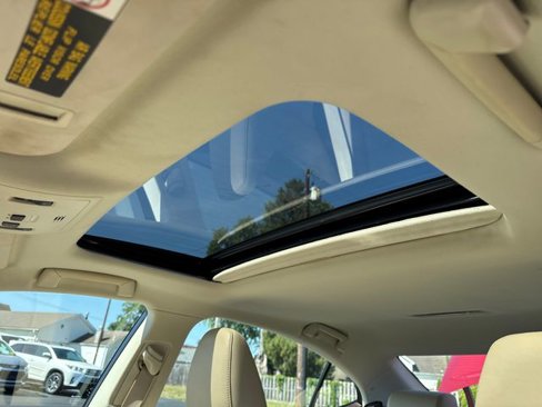 Used 2017 Lexus ES 350 w/ Luxury Package image 24